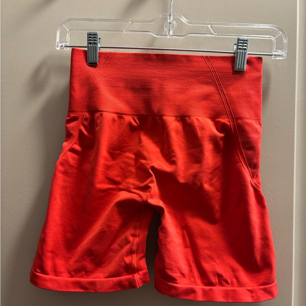 Oner Active Muscle Mommy Red Shorts